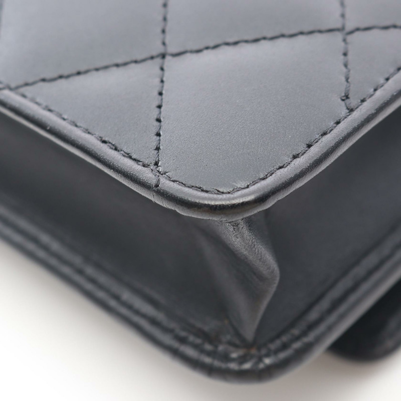 香奈兒 Cambon 系列鏈條肩背斜背包，黑色銀色皮革，二手女款-11