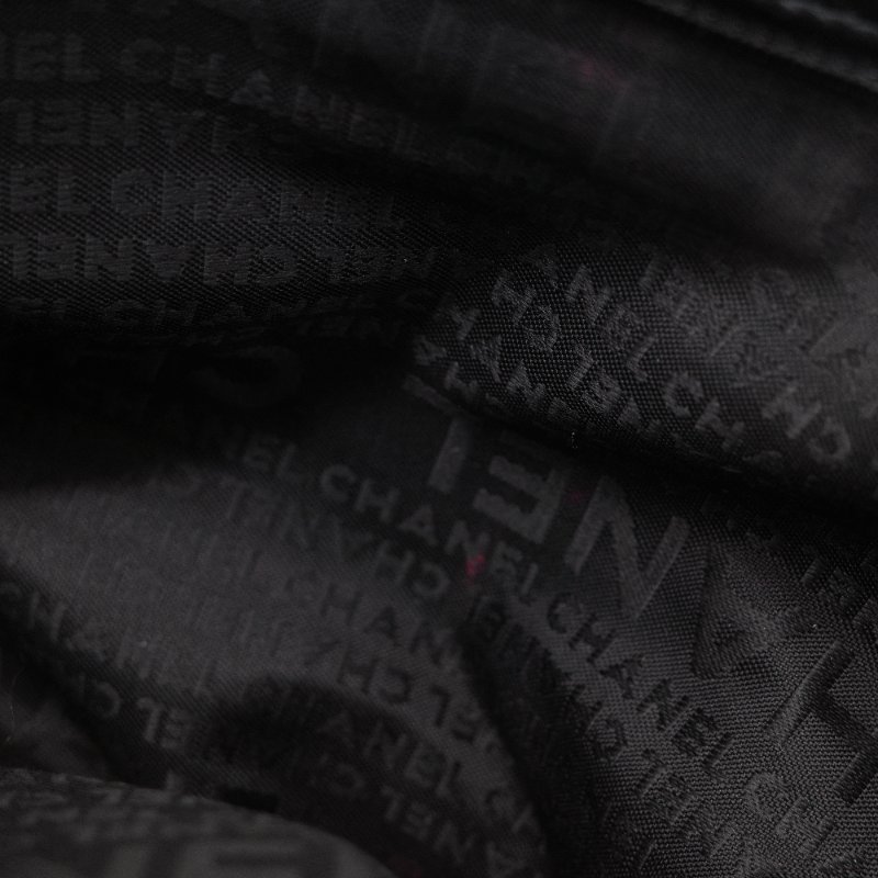 Chanel 香奈兒 Cerf Executive 黑色荔枝紋 小牛皮  托特包-18