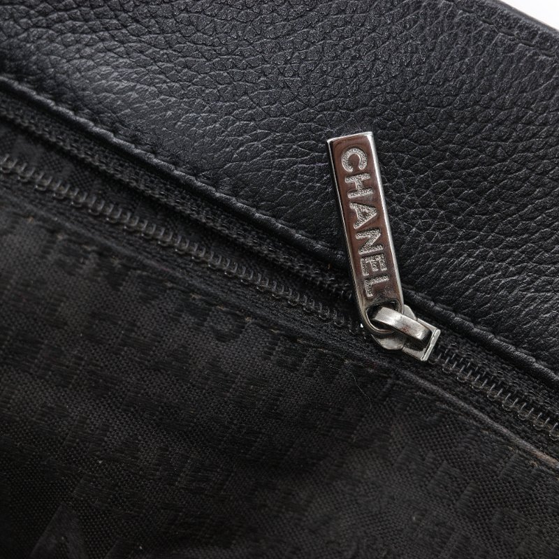 Chanel 香奈兒 Cerf Executive 黑色荔枝紋 小牛皮  托特包-19