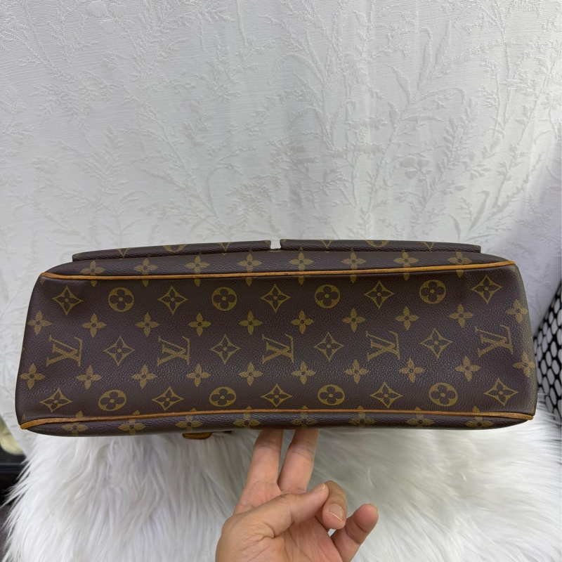 LOUIS VUITTON Monogram Multipli Cite金扣肩背袋-7