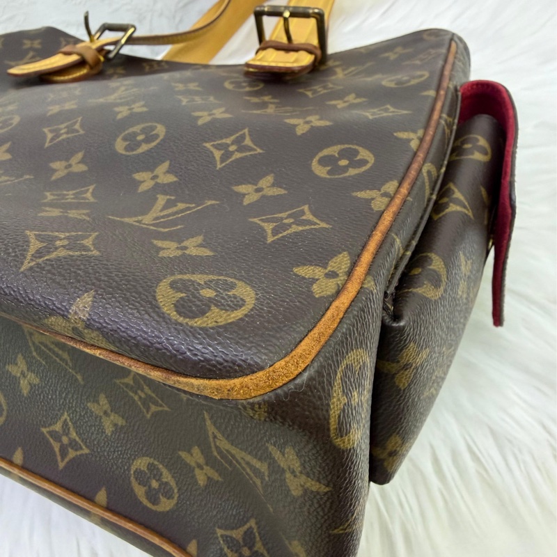 LOUIS VUITTON Monogram Multipli Cite金扣肩背袋-10