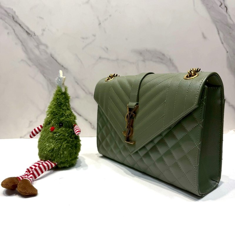 YSL Envelope魚子醬金鏈信封包-3