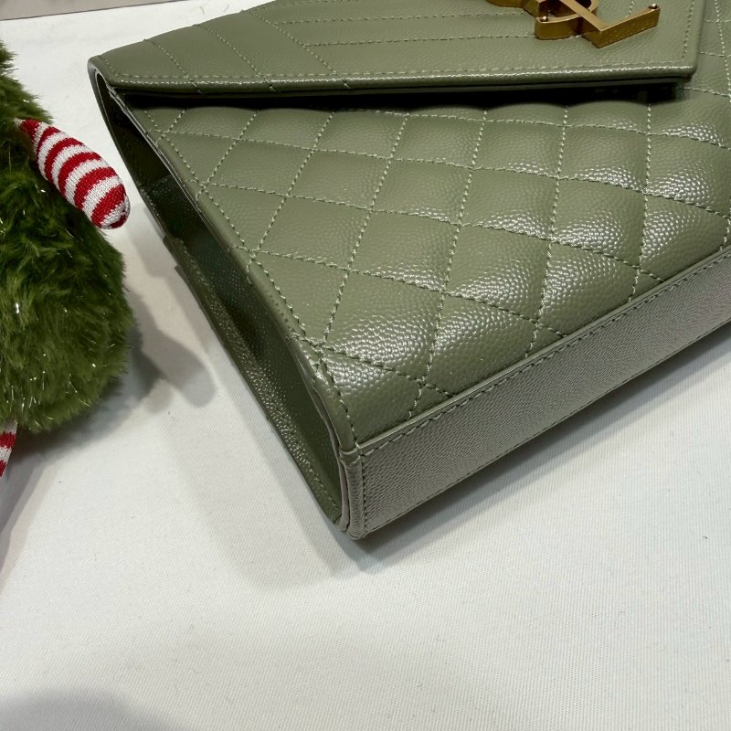 YSL Envelope魚子醬金鏈信封包-8