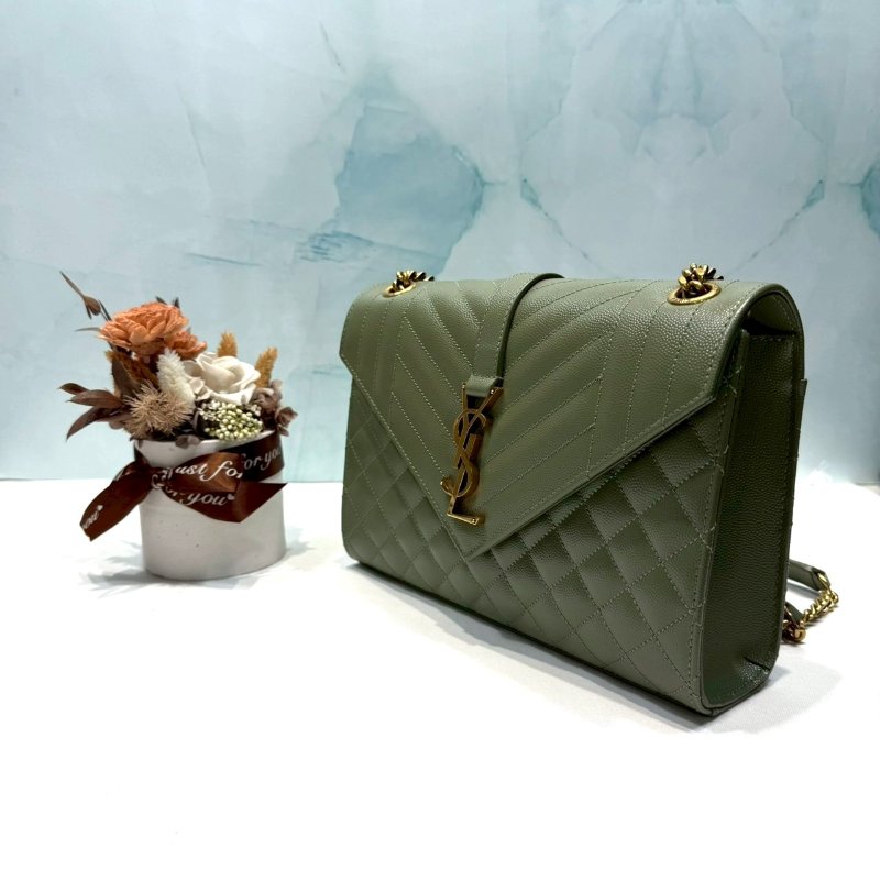 YSL Envelope魚子醬金鏈信封包-3