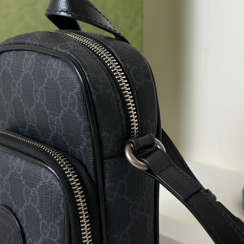 GUCCI Retro斜背小包-10