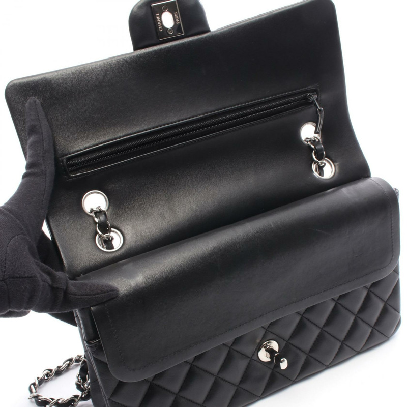 香奈兒 (CHANEL) Matelasse W 翻蓋鏈條單背包 A01112 羊皮黑二手 SHW CC-6