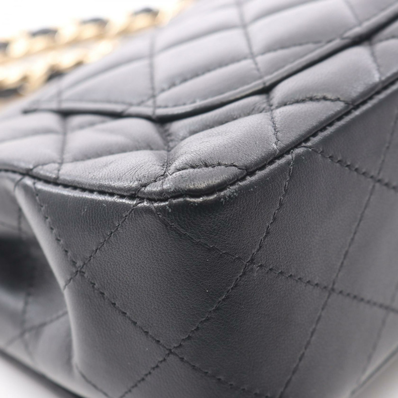 香奈兒迷你Matelasse 20肩背包 AS2326 羊皮黑色二手金色五金-5