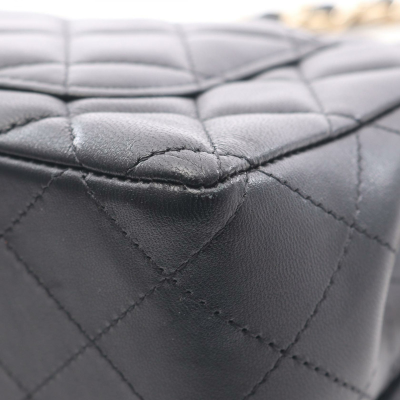 香奈兒迷你Matelasse 20肩背包 AS2326 羊皮黑色二手金色五金-6