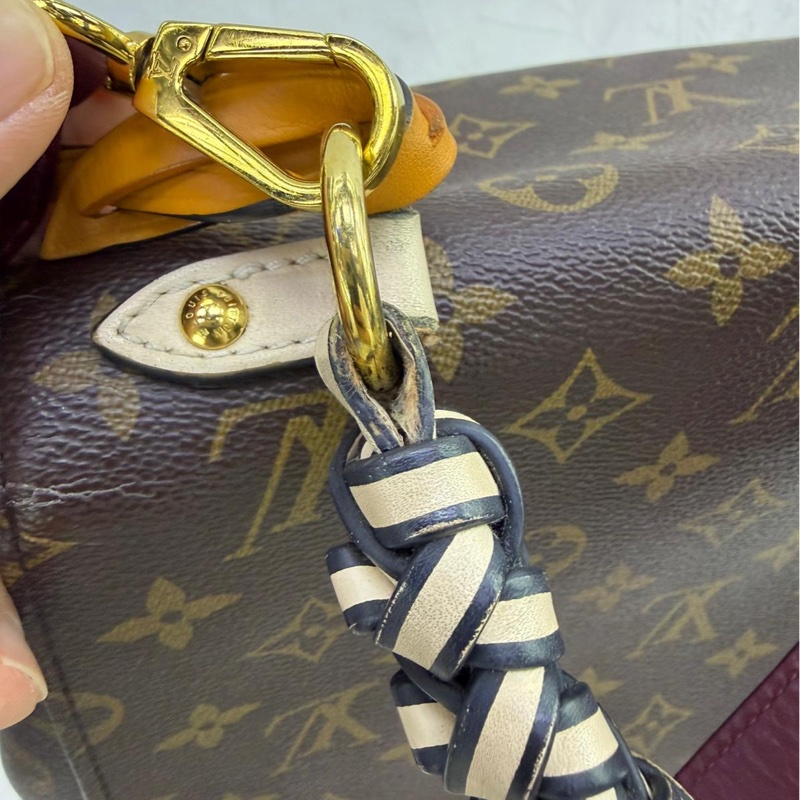 LOUIS VUITTON Braided Cluny BB Monogram Canvas Shoulder Bag Brown-9