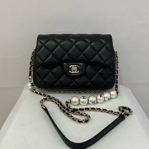 Chanel黑羊皮淡金圈鍊珍珠款20cm