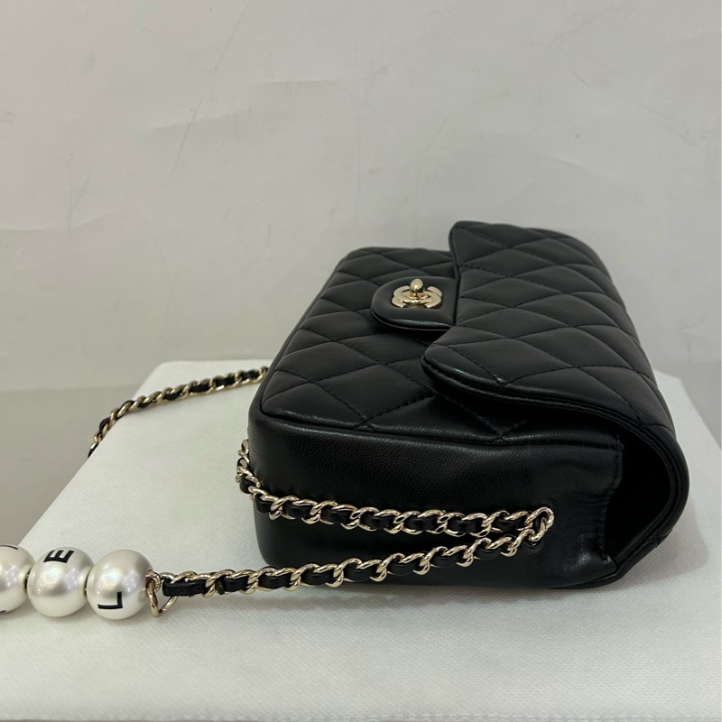 Chanel黑羊皮淡金圈鍊珍珠款20cm-1
