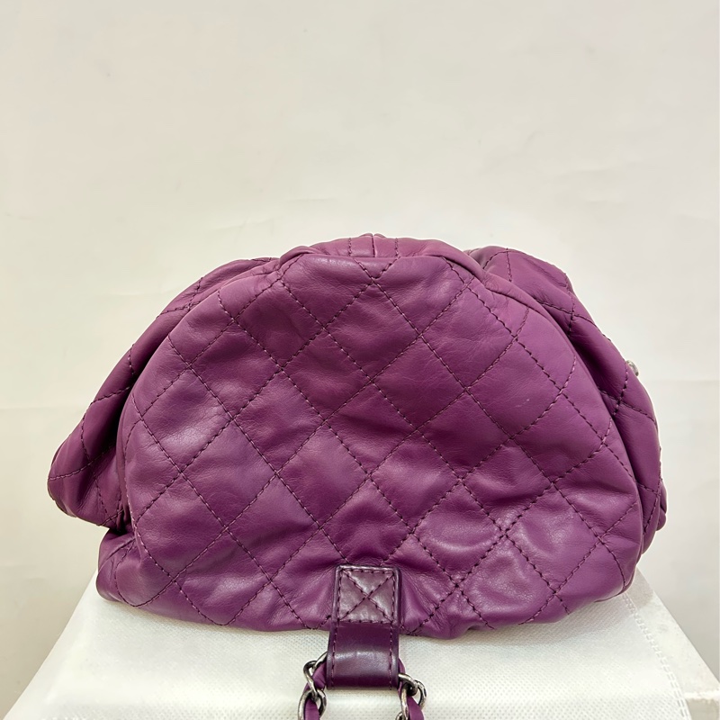 Chanel紫色復古銀釦小號青蛙後背包-3