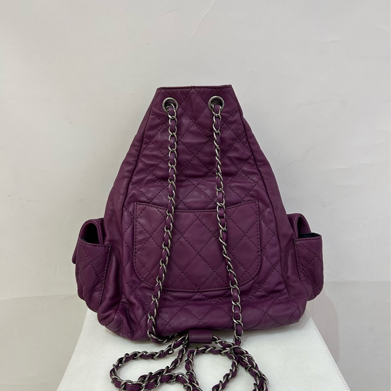 Chanel紫色復古銀釦小號青蛙後背包-6