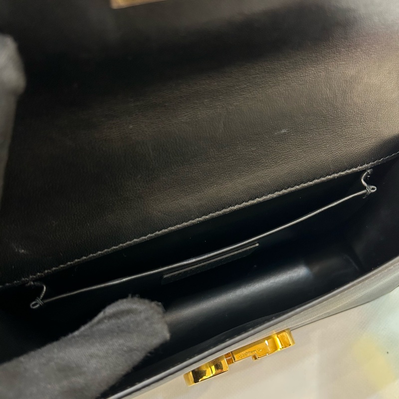 Dior黑牛皮EAST WEST金鍊包-9