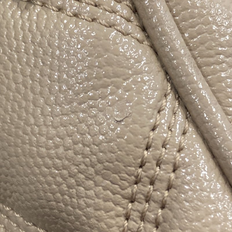 SAINT LAURENT 聖羅蘭 80'S VANITY BAG 魚子醬皮 斜背包 奶茶色 金釦-12