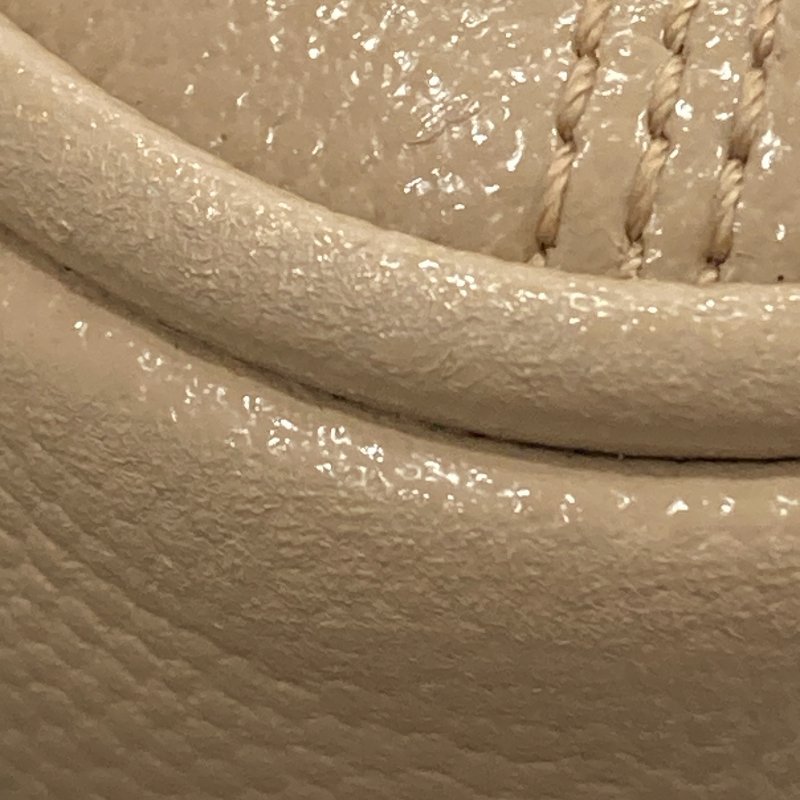 SAINT LAURENT 聖羅蘭 80'S VANITY BAG 魚子醬皮 斜背包 奶茶色 金釦-15