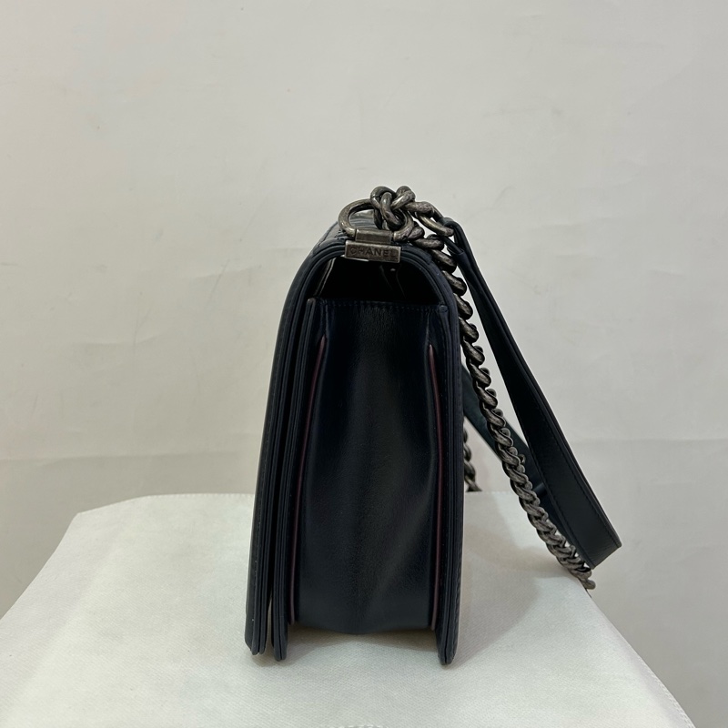 Chanel 深藍 boy 28cm-1
