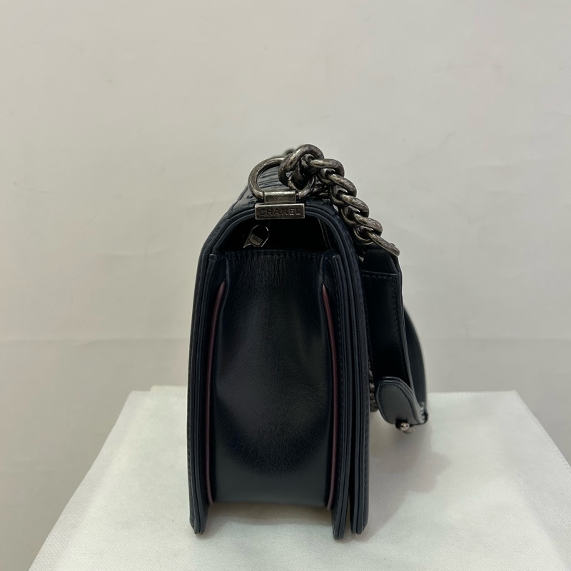 Chanel 深藍 boy 28cm-3