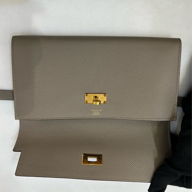 Hermes 銀河灰金釦Kelly長夾-7