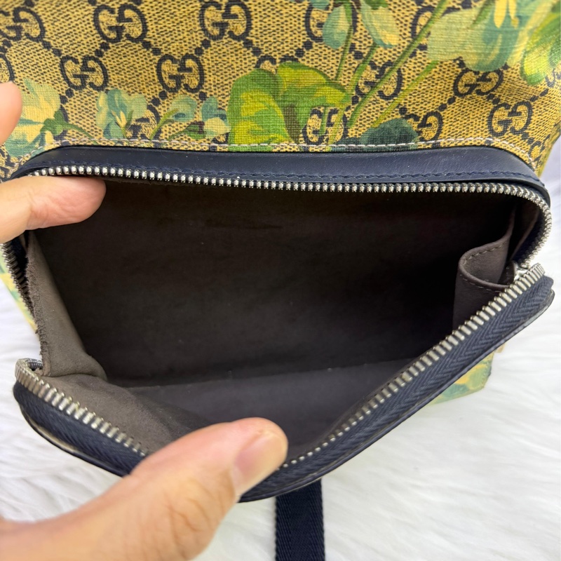 Small backpack gucci-12