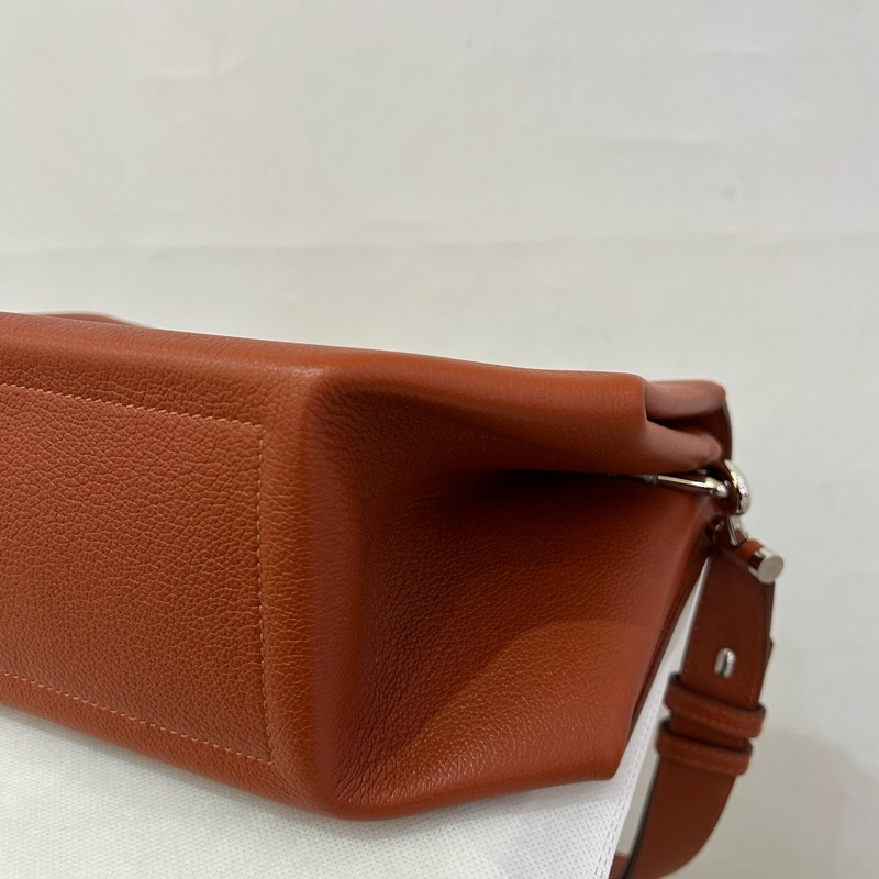 Hermes 磚橘OPLI 28折疊斜背包-6