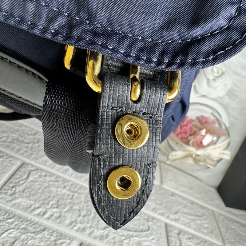 Burberry 的 The Rucksack 軍旅背包（深藍）-21