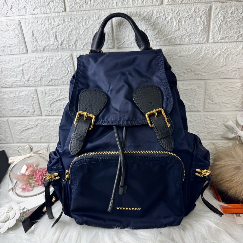 Burberry 的 The Rucksack 軍旅背包（深藍）-32