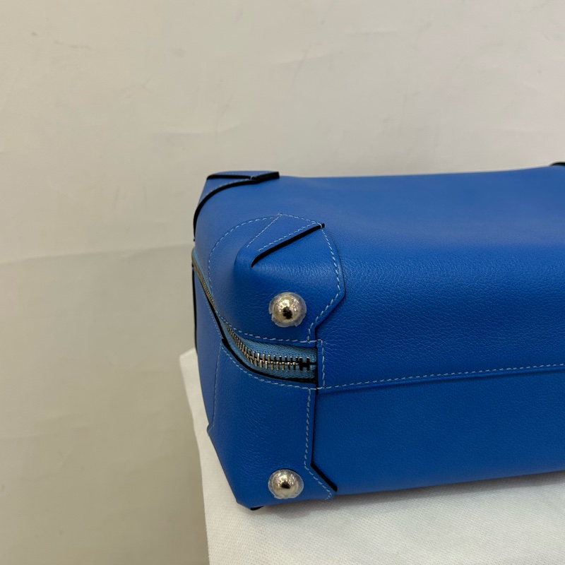 Hermes 藍山羊皮銀釦MAIBOX 29-5