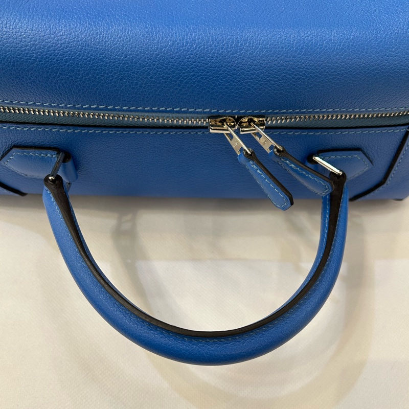 Hermes 藍山羊皮銀釦MAIBOX 29-7