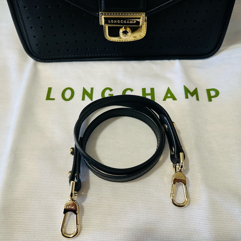 LONGCHAMP Mademoiselle 金鎖釦洞洞小牛皮 肩背手提包 黑色 新光三越A4購入-6