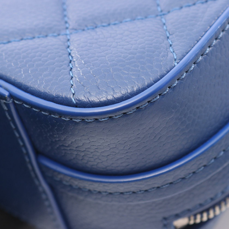 香奈兒半可可標誌絎縫鏈條肩背斜背包，藍色二手皮革-7