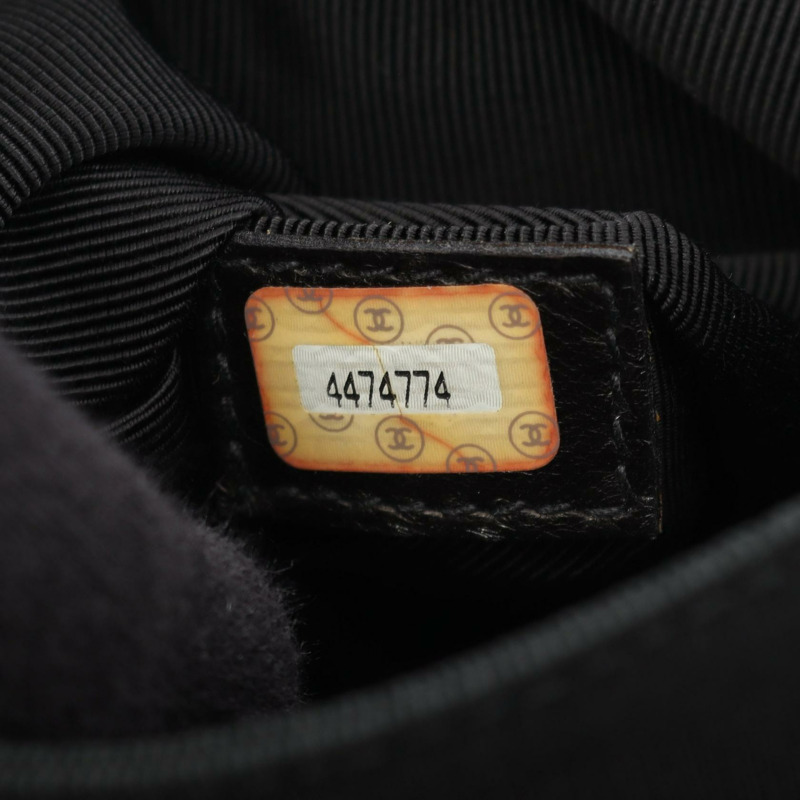 香奈兒 (CHANEL) Triple COCO Mark 雙肩包/背包，黑色皮革，二手，女士款，金色五金配件，CC-4