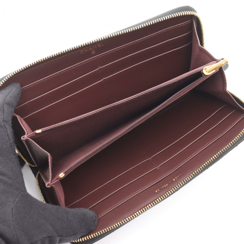 香奈兒經典長拉鍊錢包，絎縫皮革，AP0242，黑色，金色五金，二手 CC-2