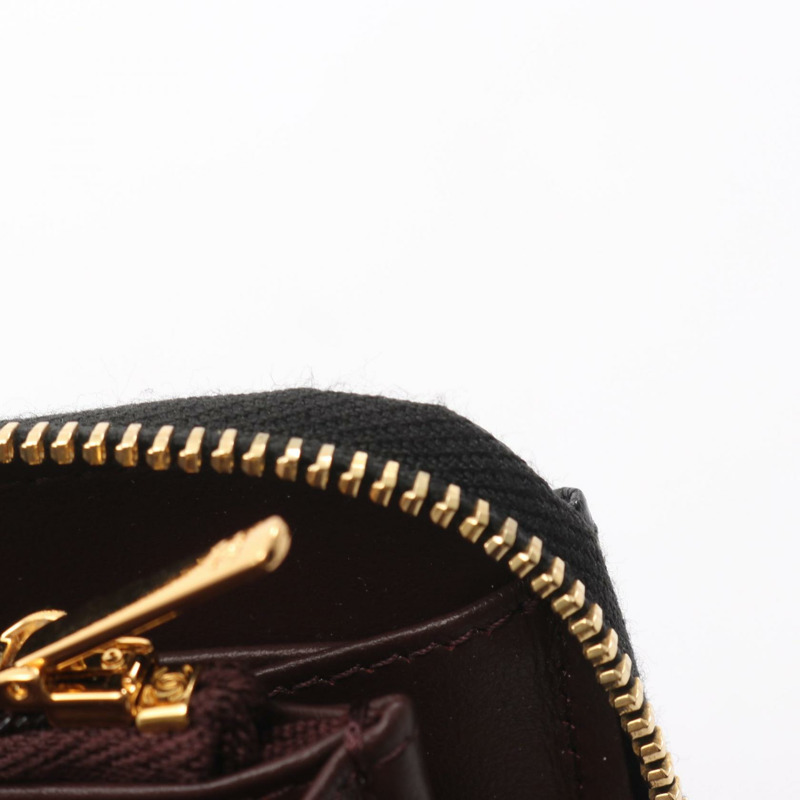 香奈兒經典長拉鍊錢包，絎縫皮革，AP0242，黑色，金色五金，二手 CC-7