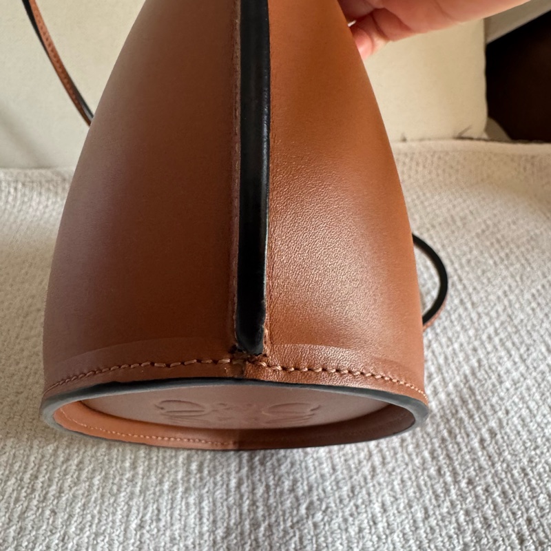 Loewe 羅意威molded bucket bag單肩包斜挎包復古博物館系列 可愛蛋殼包-10