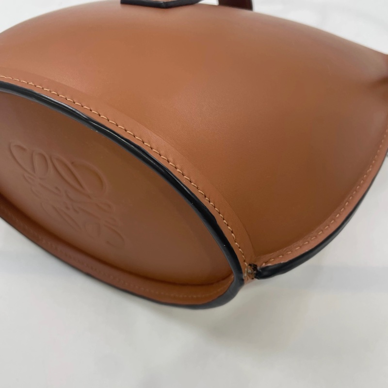 Loewe 羅意威Molded bucket bag復古博物館系列單肩包斜挎包復古博物館系列 可愛蛋殼包-10