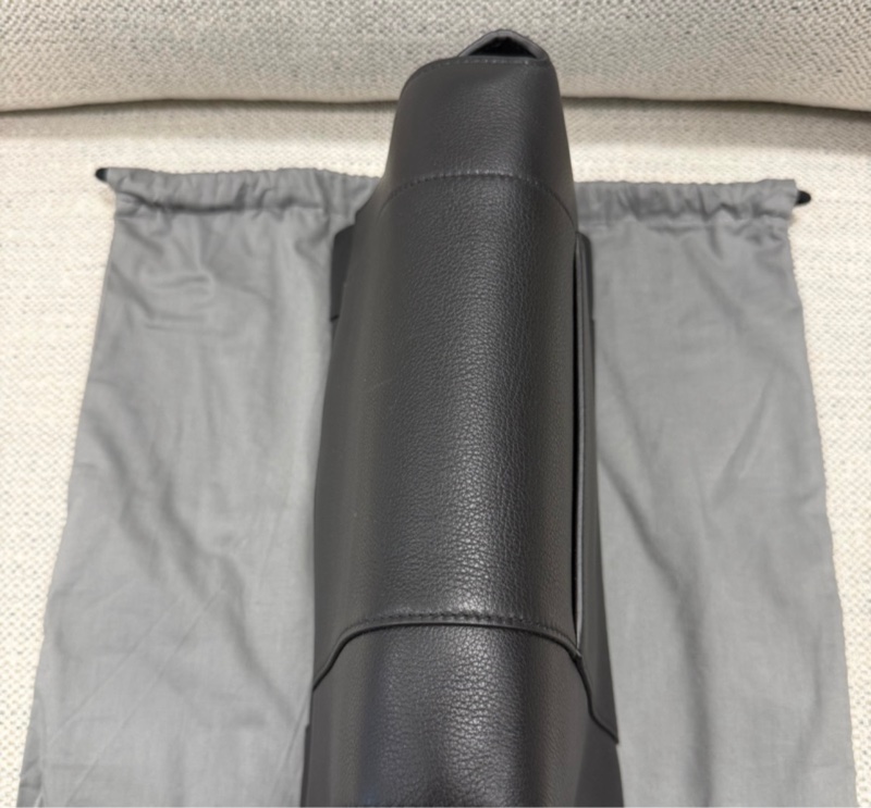 Balenciaga巴黎世家crush Downtown 沙漏包  男女可背 尺寸：32x15x21cm 肩帶：35cm 配有塵袋，無盒 下單前如需更多細節請咨詢-6