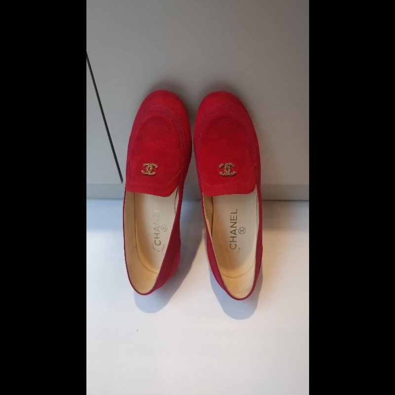 Chanel 紅麂皮女平底鞋-1