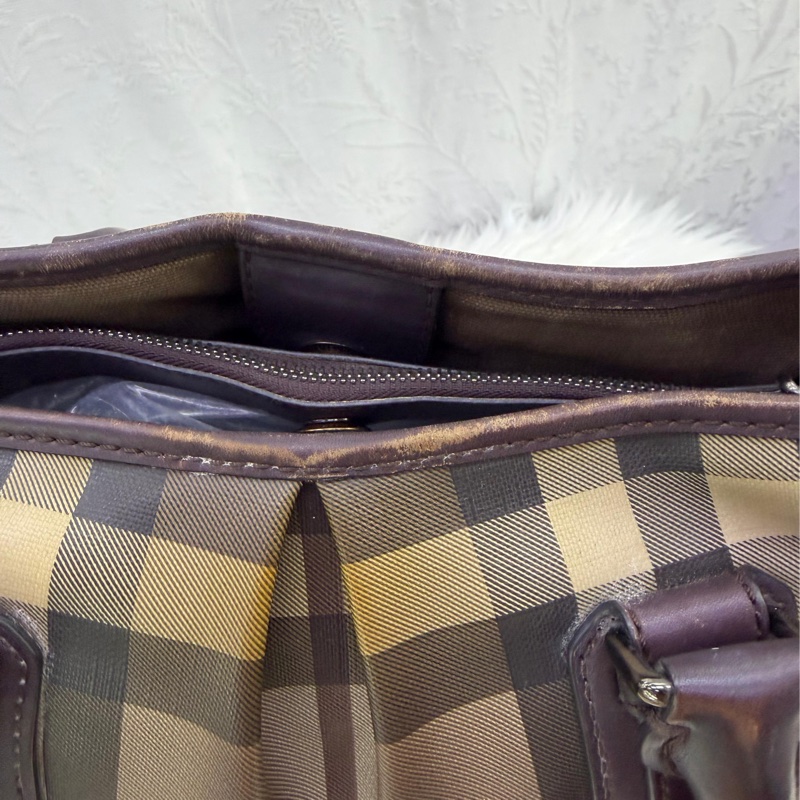 Burberry bag-2