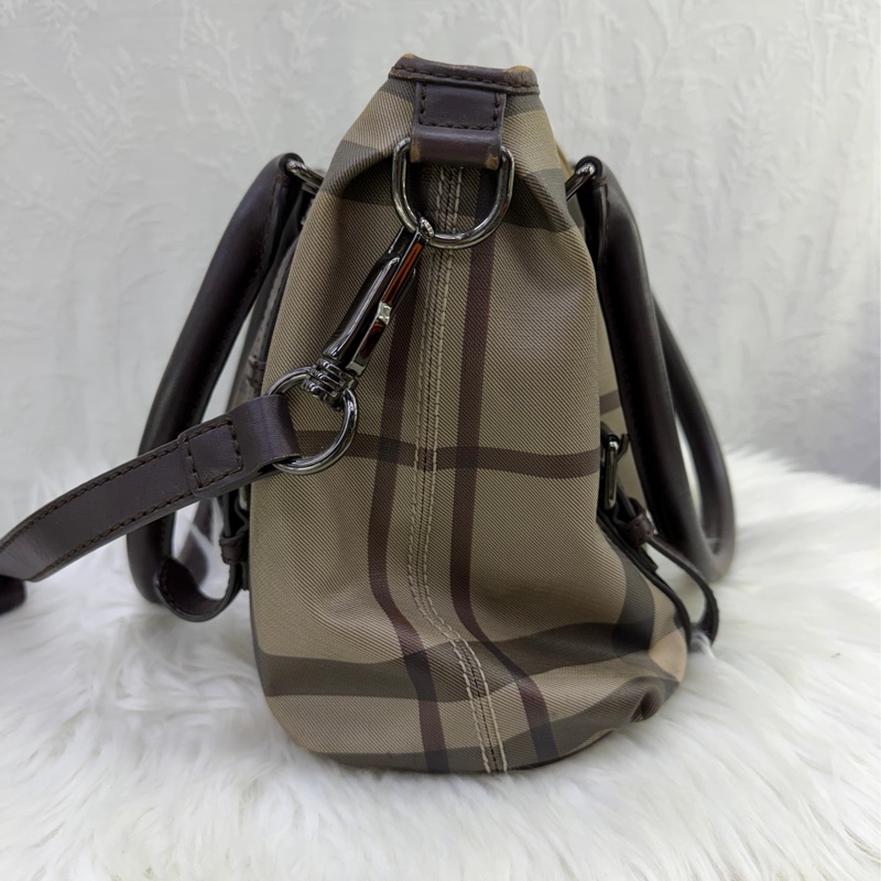 Burberry bag-4