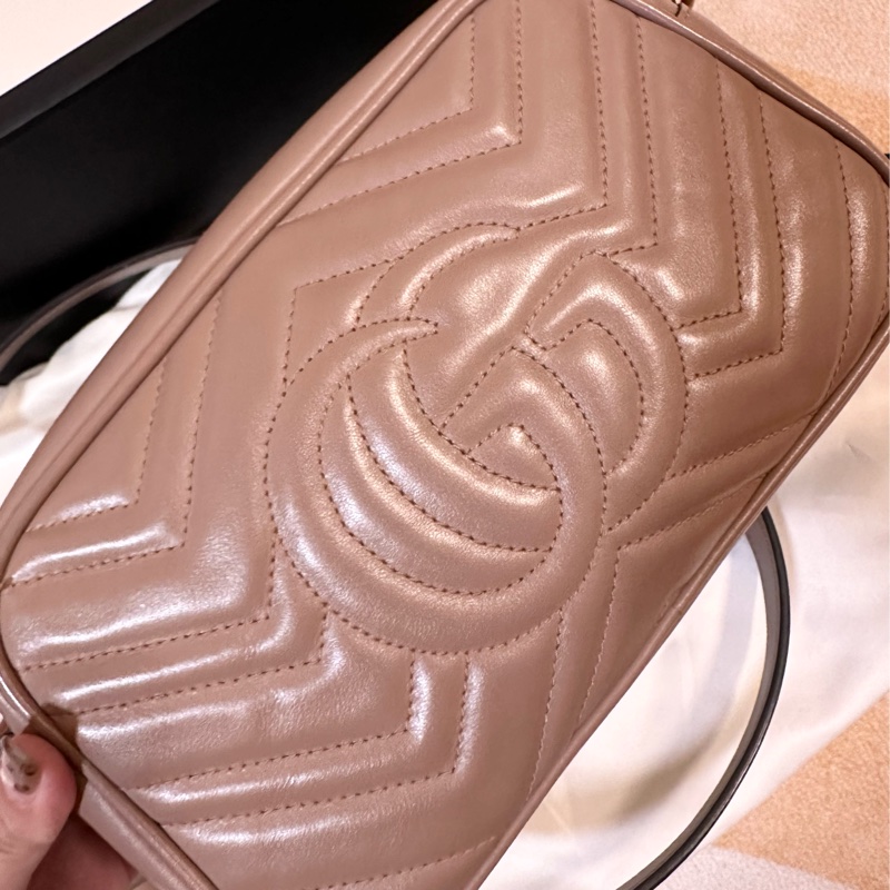Gucci Marmont 中號相機包 (24cm) 藕粉色-9