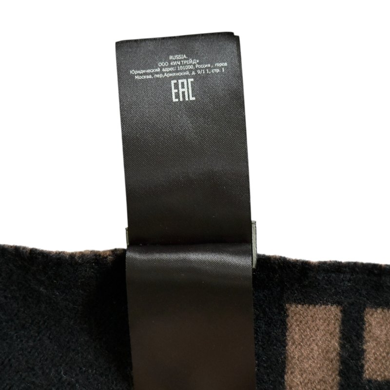 FENDI FF 雙面 頸巾-9