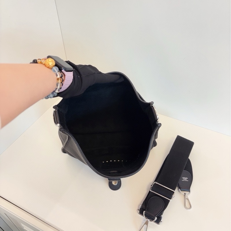 Hermes Evelyne 29 黑銀-7