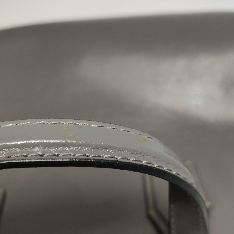 Burberry The Banner班納中號牛皮純色字母Logo雙搭扣斜挎包單肩包-13