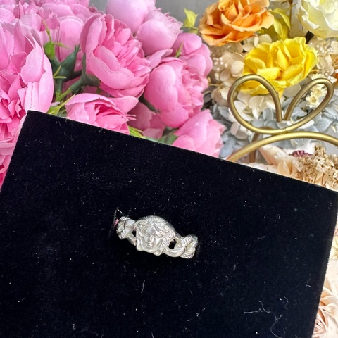 Versace 中古女王頭麻花卷銀飾戒指