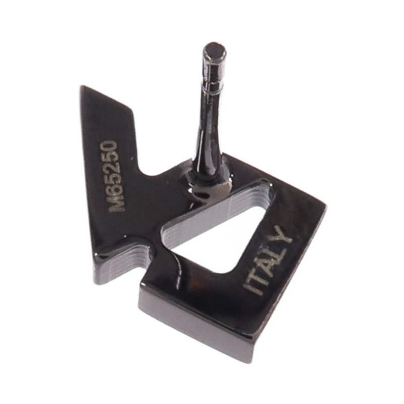 LOUIS VUITTON 金屬Love Letters PM Earrings耳環-8