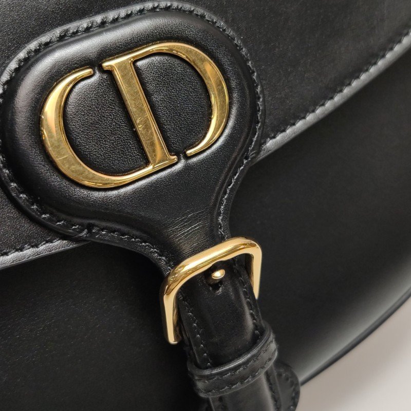 Dior Bobby中號牛皮純色CD標誌磁扣斜挎包單肩包-15