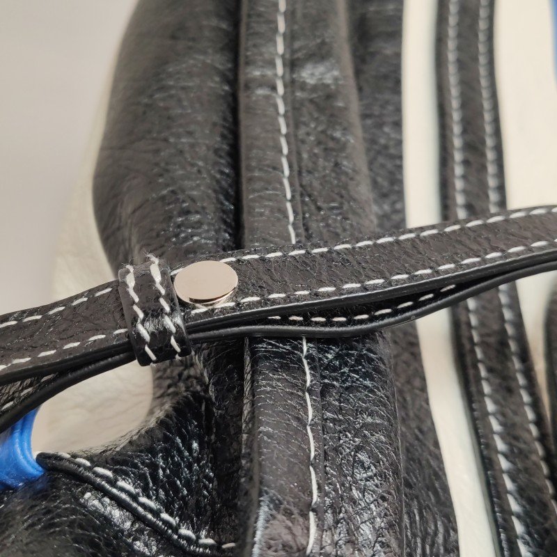 Balenciaga Bazar油蠟皮拼色logo小微標斜挎包-12