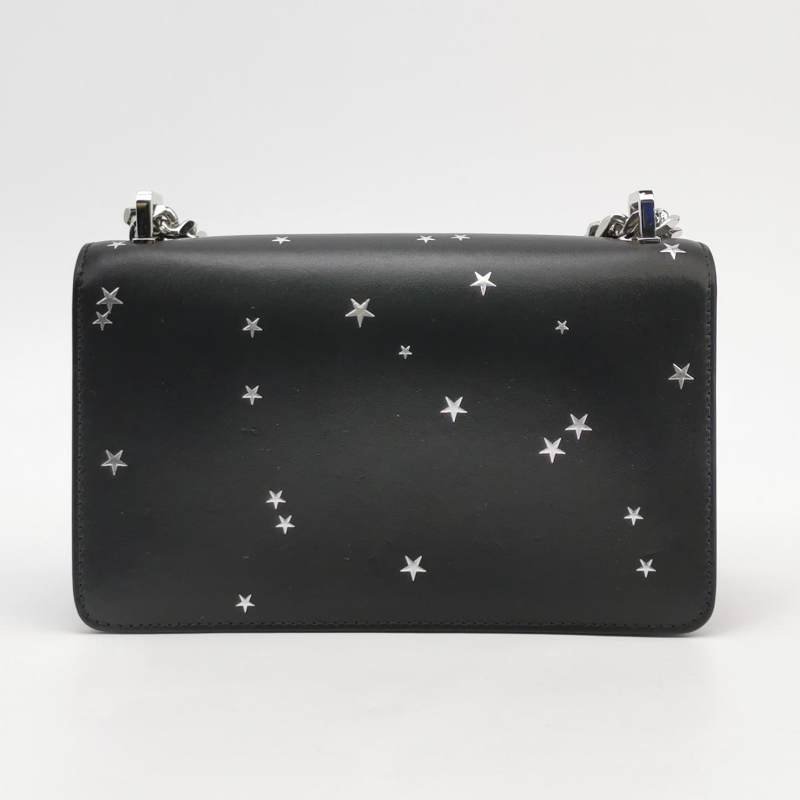 Burberry TB牛皮星星裝飾TB標識單肩包-4