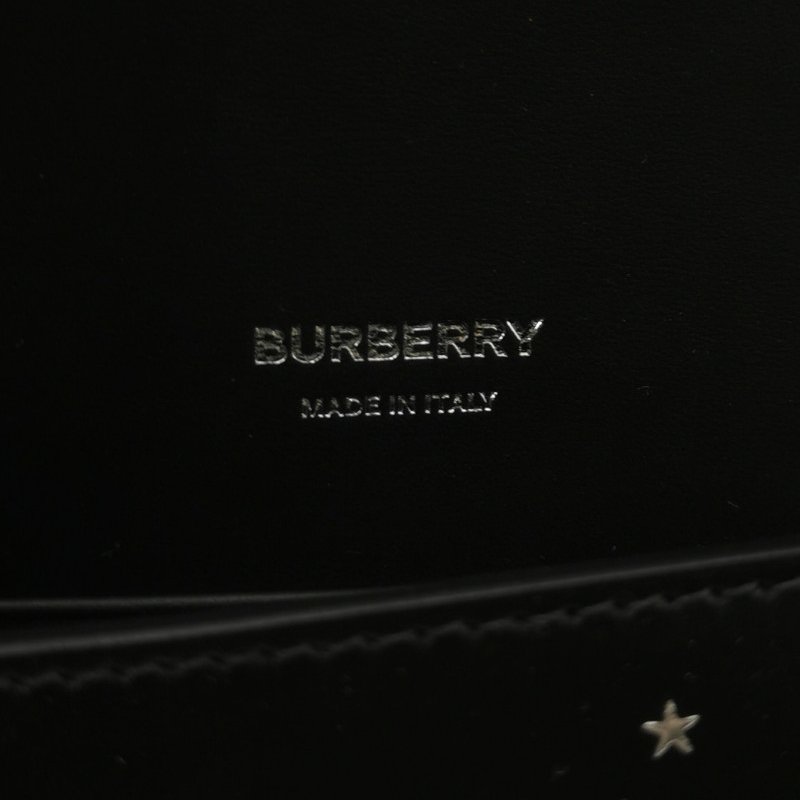 Burberry TB牛皮星星裝飾TB標識單肩包-7
